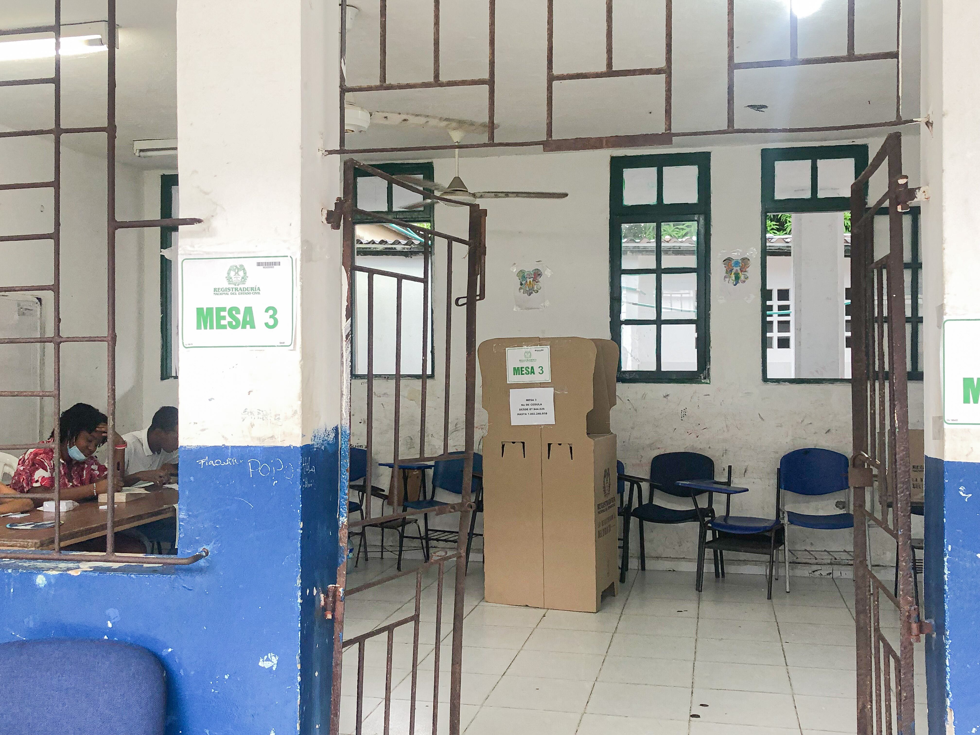 Se reportan cortes de energía eléctrica.