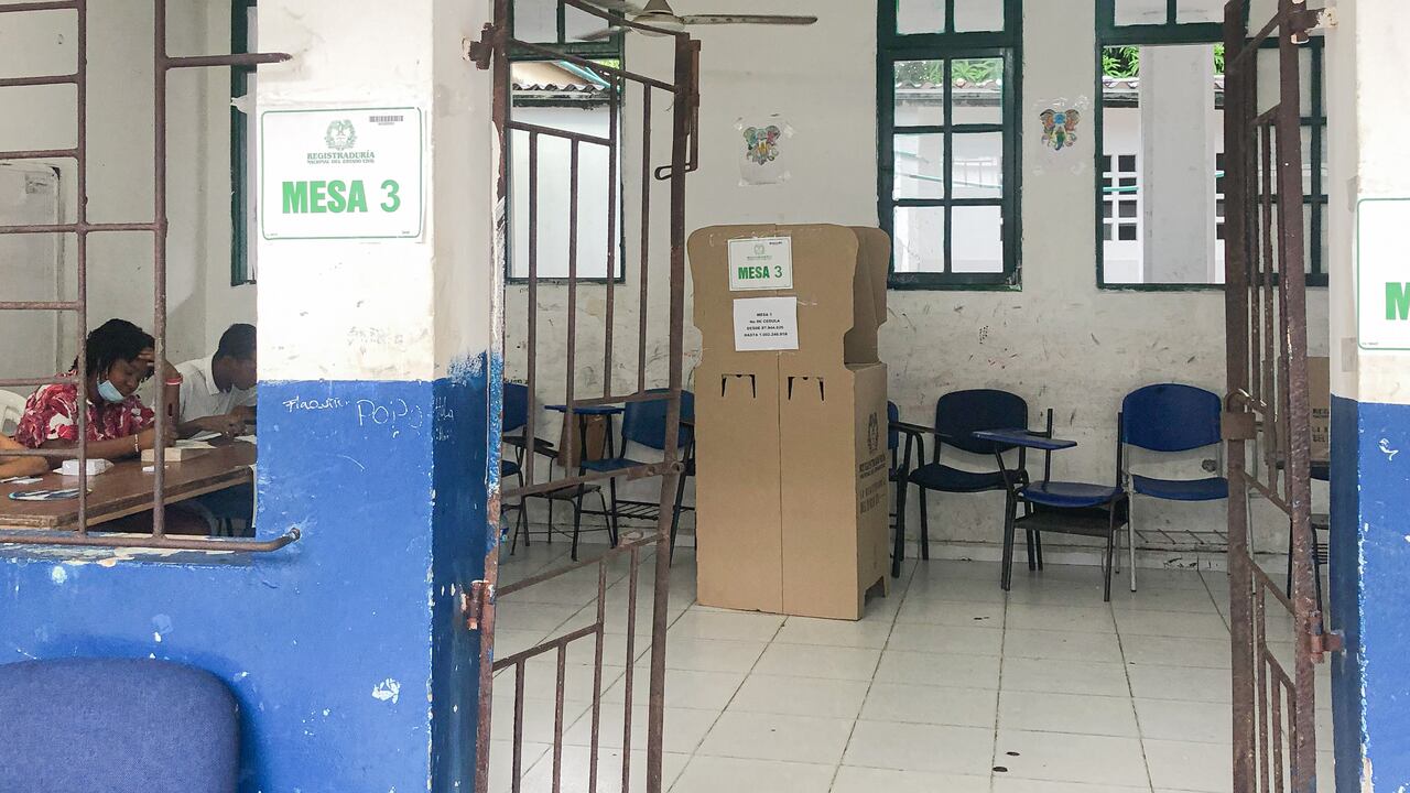 Se reportan cortes de energía eléctrica en algunos puestos de votación de Cartagena.