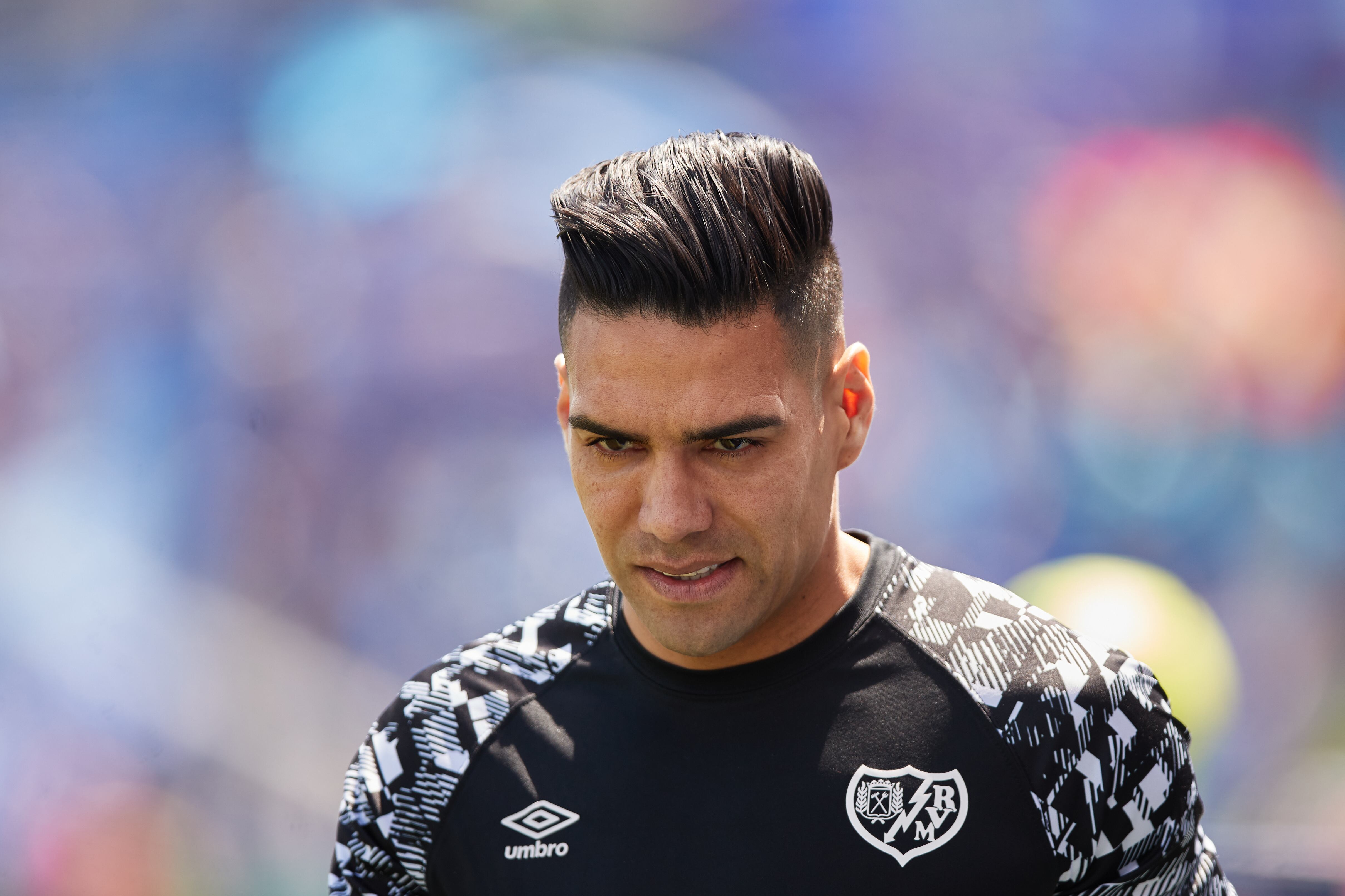 GETAFE, SPAIN - MAY 08: Radamel Falcao of Rayo Vallecano de Madrid looks on as he walks to the bench prior to start Radamel Falcao the La Liga Santader match between Getafe CF and Rayo Vallecano at Coliseum Alfonso Perez on May 08, 2022 in Getafe, Spain. (Photo by Gonzalo Arroyo Moreno/Getty Images) (Photo by Gonzalo Arroyo Moreno/Getty Images)