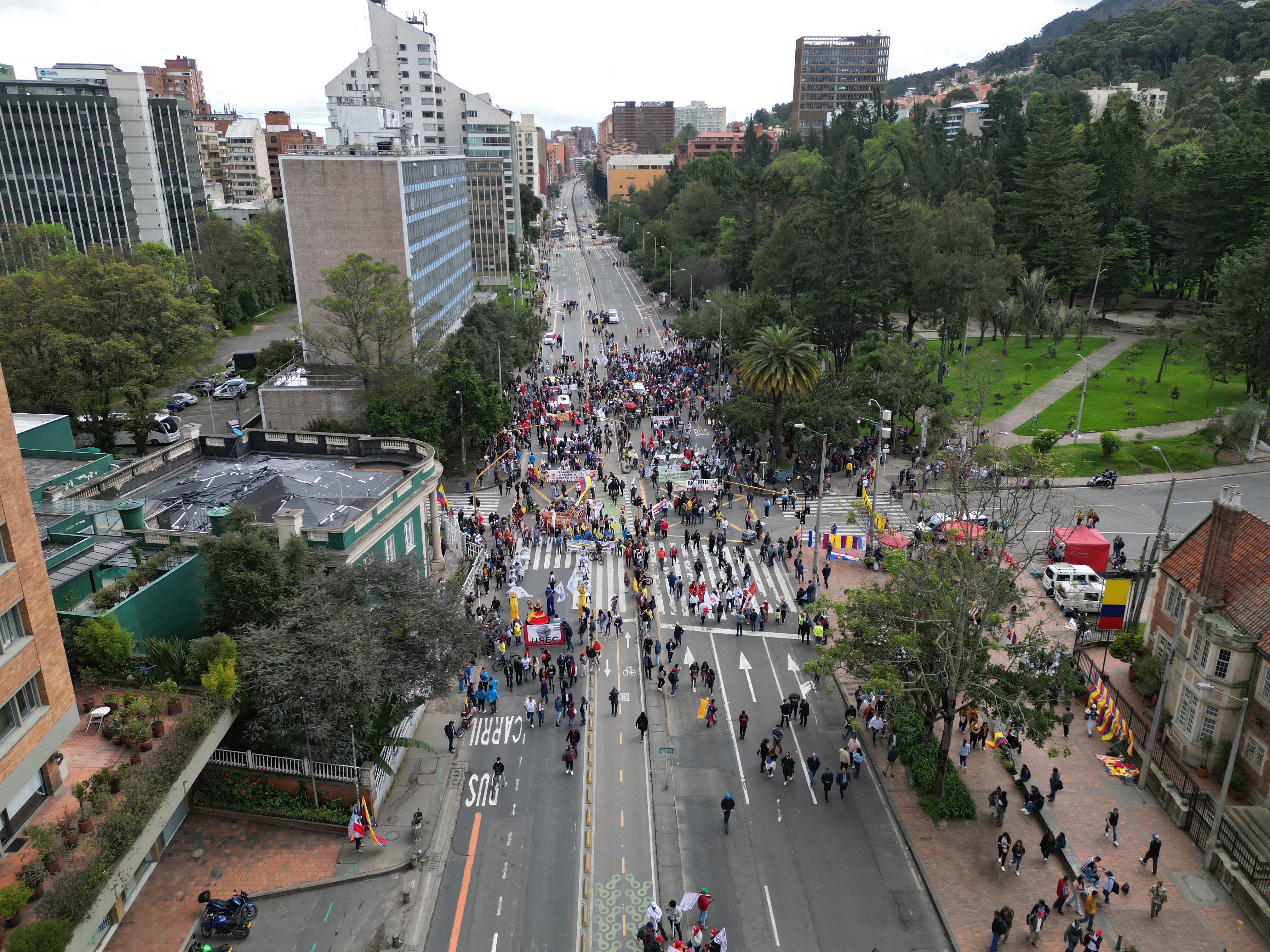 Marcha convocada por las centrales obreras de apoyo a las reformas a la salud, laboral y pensional promovidas por el gobierno de Gustavo Petro 
Parque Nacional
Bogota junio 7 del 2023
Foto Guillermo Torres Reina / Semana