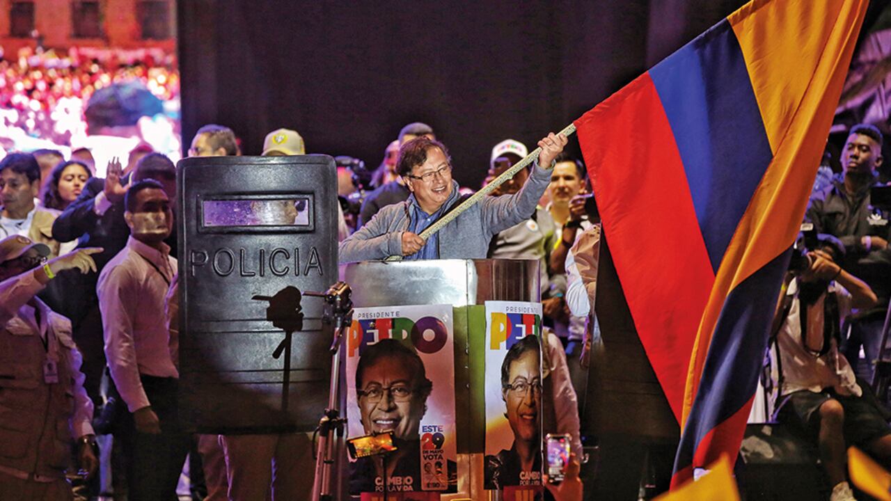 Gustavo Petro ha expresado varias veces que su programa de Gobierno no puede realizar solo en un periodo de cuatro años.