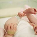 La bebé presentaba hemorragia cerebral y varias fracturas (imagen de referencia).