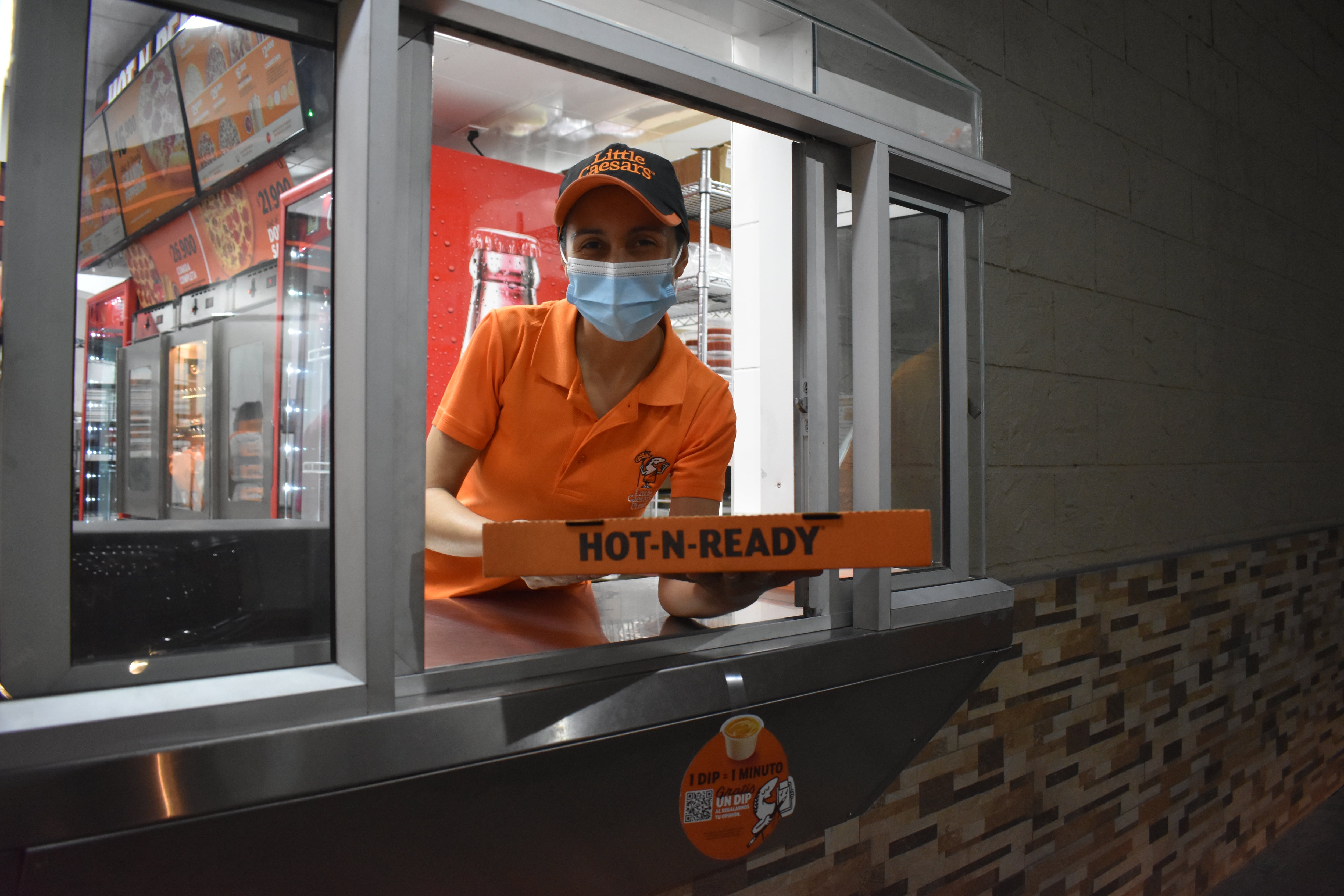 Venta de Pizza de la cadena Little Caesar’s