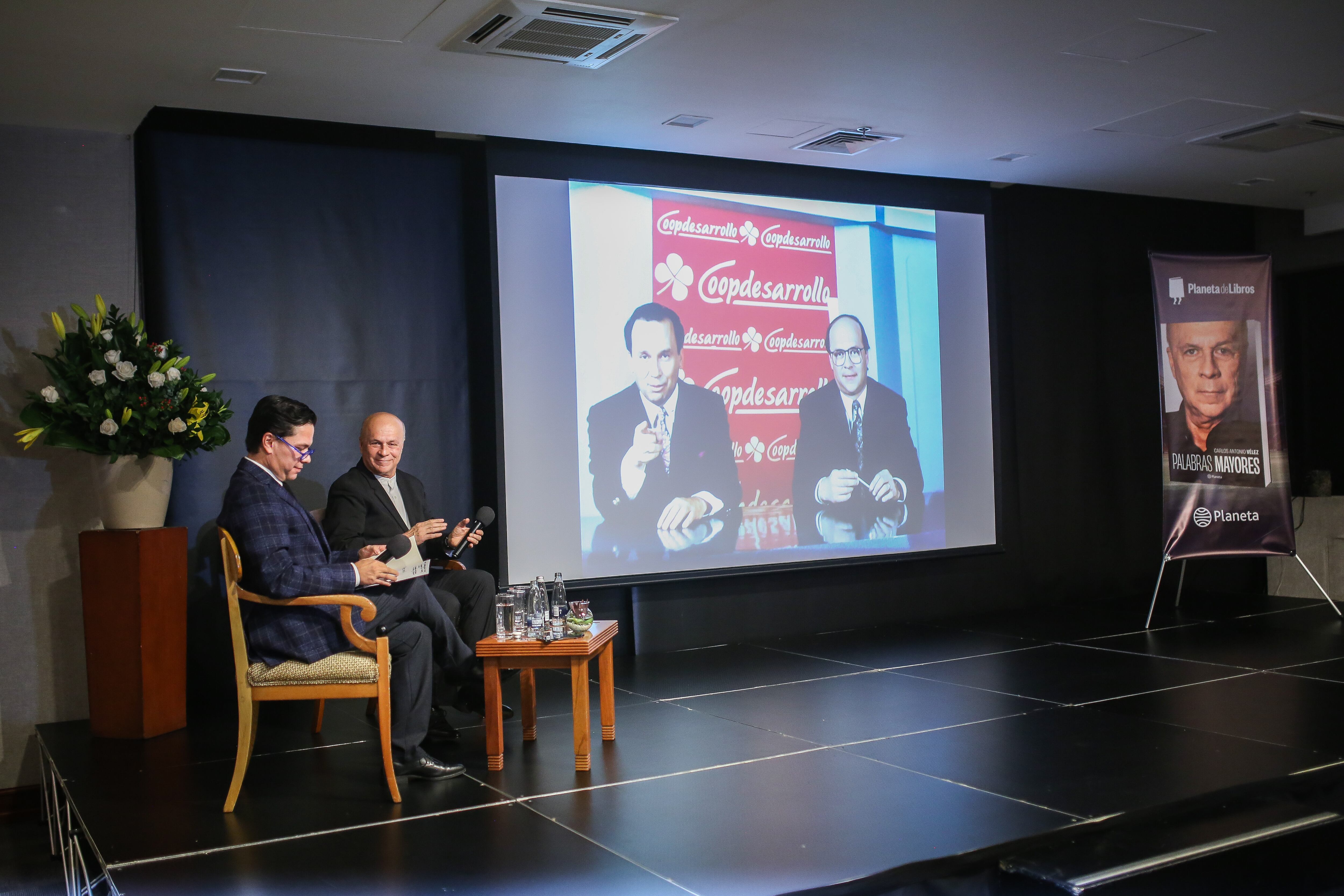 Lanzamiento libro Luis Antonio Vélez