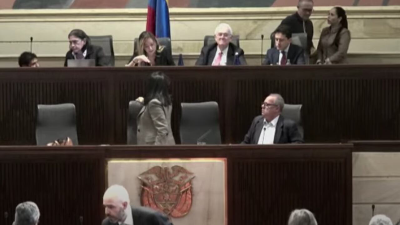 Reforma tributaria en audiencia pública.