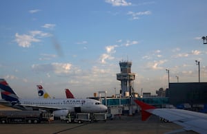 AEROPUERTOS