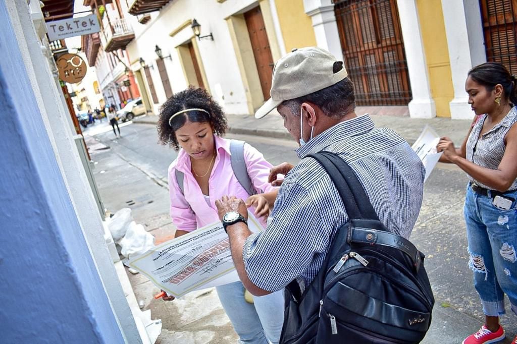 Edificios sellados en el centro de Cartagena.