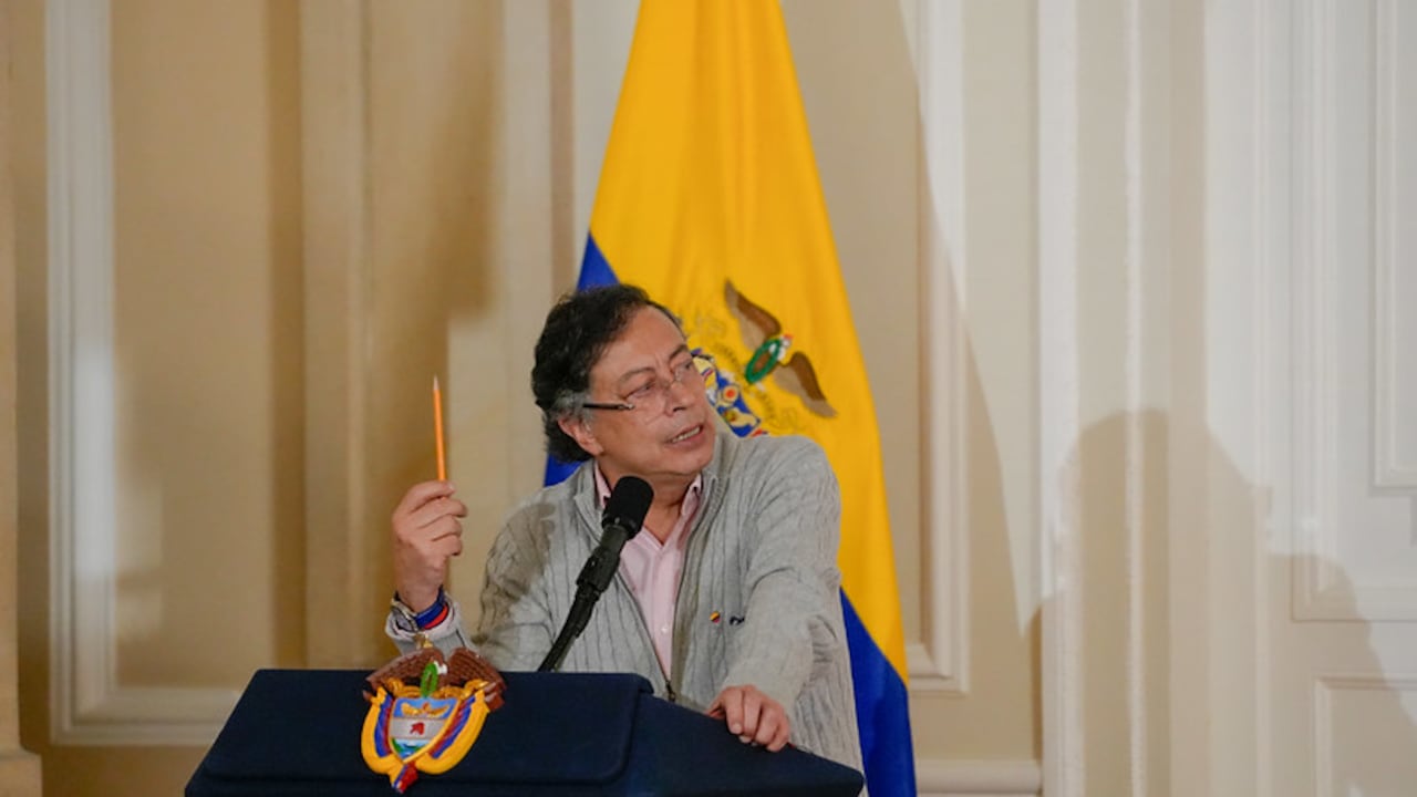 El presidente Gustavo Petro manifestó que no existe "una sola investigación" en su contra por supuestos vínculos con narcotraficantes.