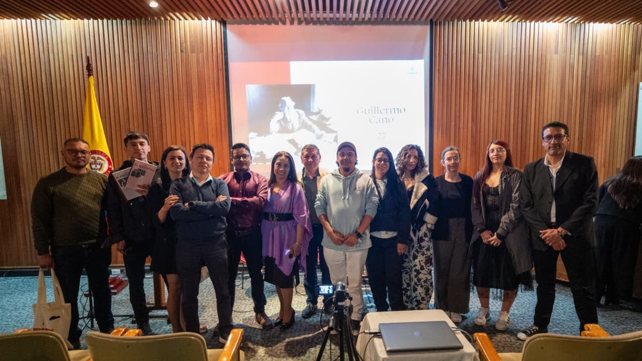 Siete de los ocho ganadores recibieron ayer el reconocimiento en la Biblioteca Nacional de Colombia.
