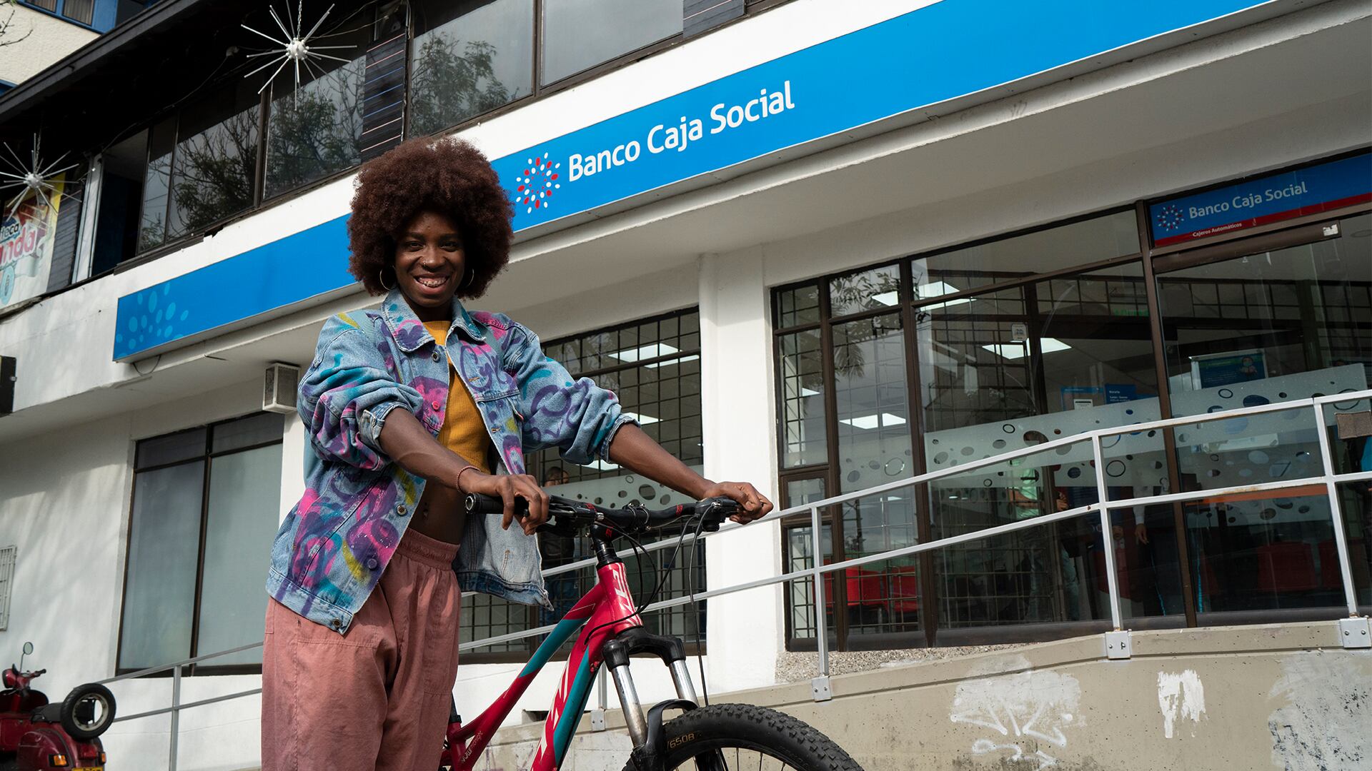 NO USAR, USO EXCLUSIVO MEJOR COLOMBIA, Contenido Banco Caja Social