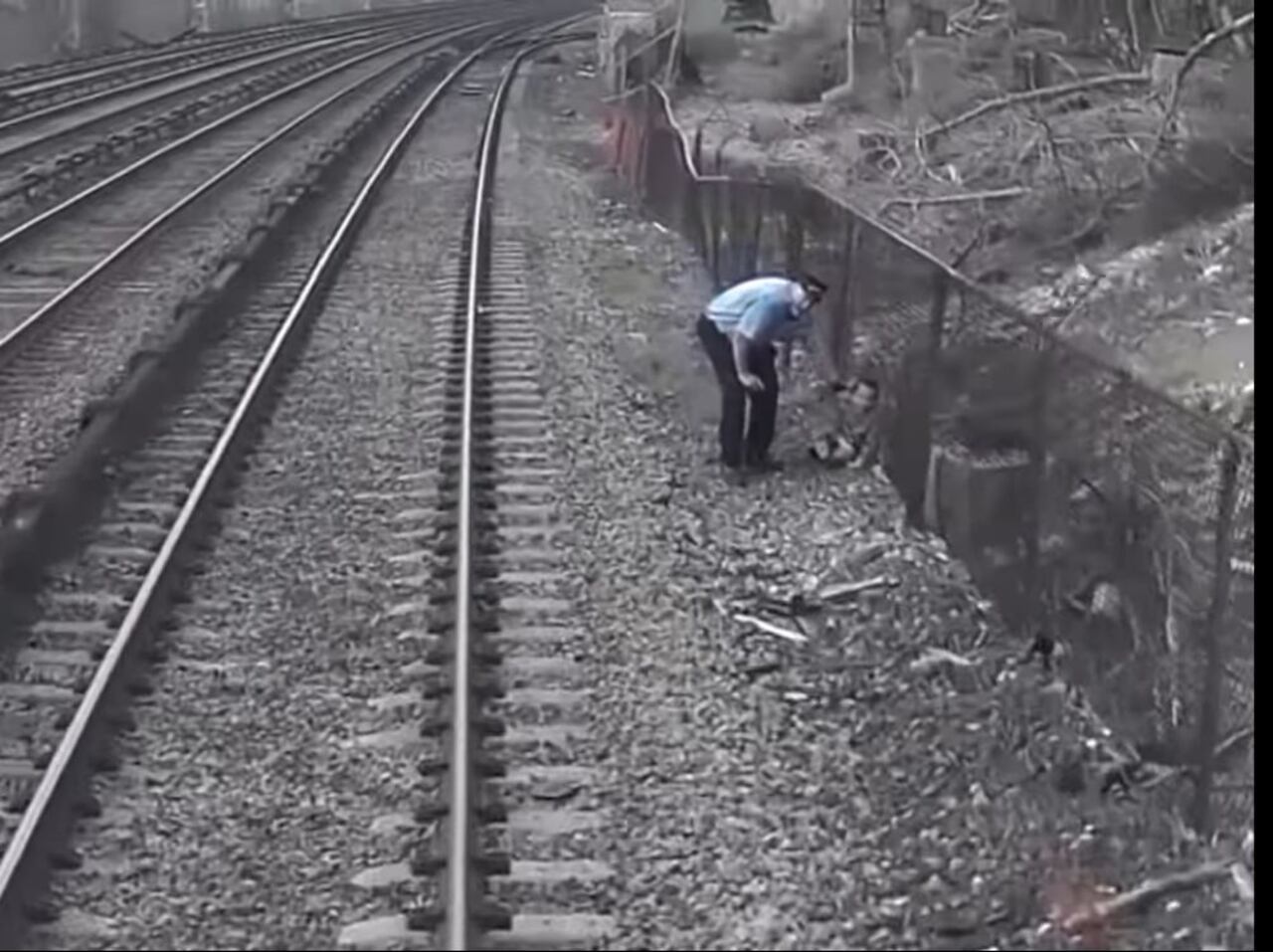 Rescate en la vía
