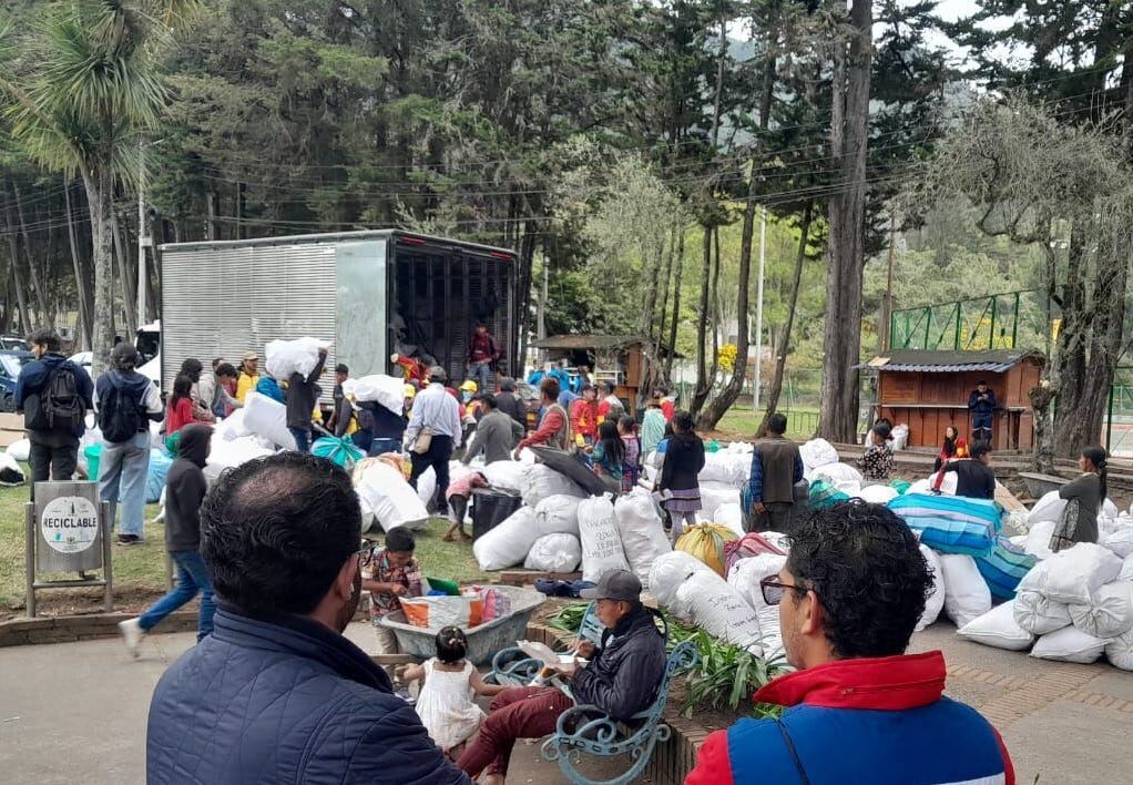 Retorno comunidad emberá asentada en el Parque Nacional.