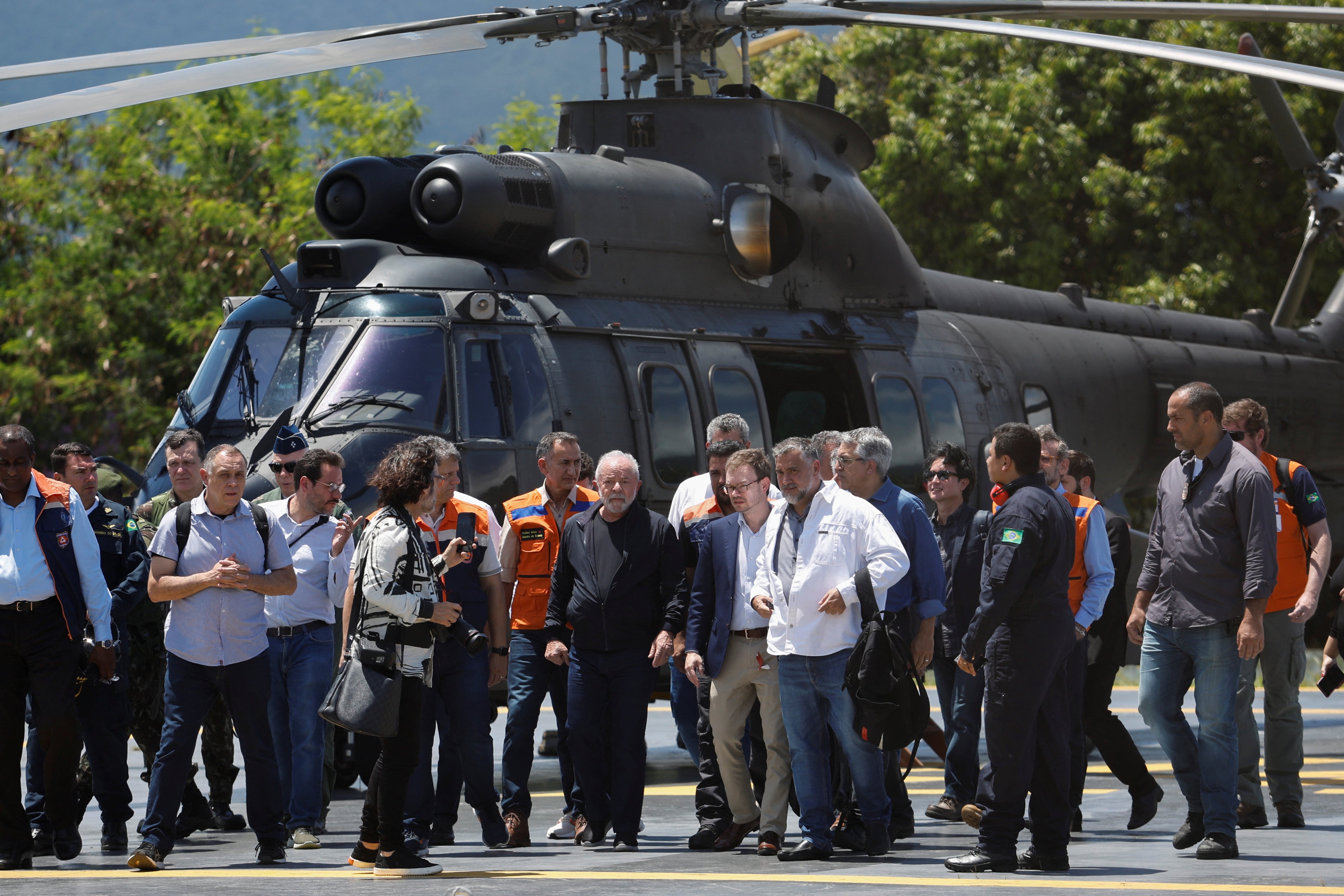 Presidente de Brasil visitó la zona más afectada por las fuertes lluvias. Foto: Reuters.