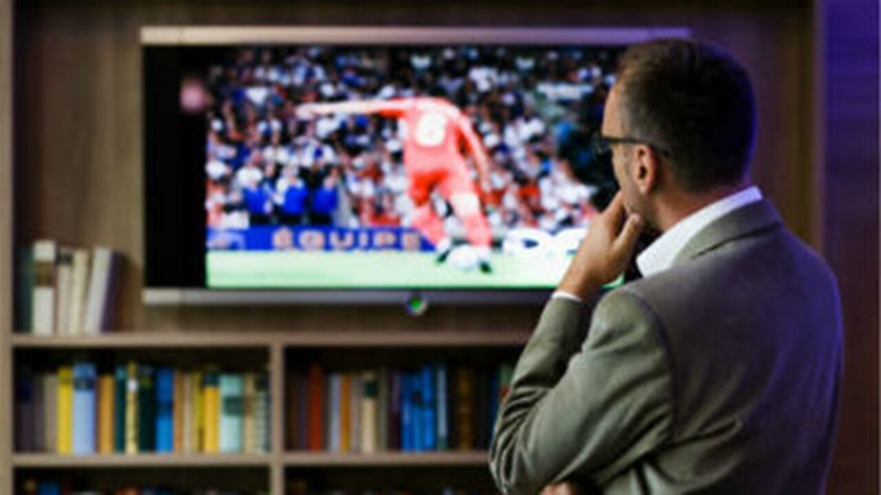 Diversas plataformas de streaming han contratado personas para que vean todo su contenido antes de que esté disponible.