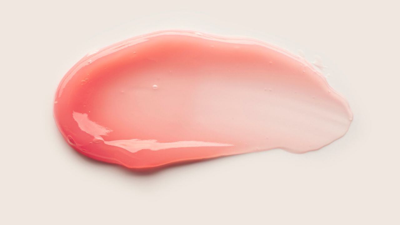 Labial coral brillante