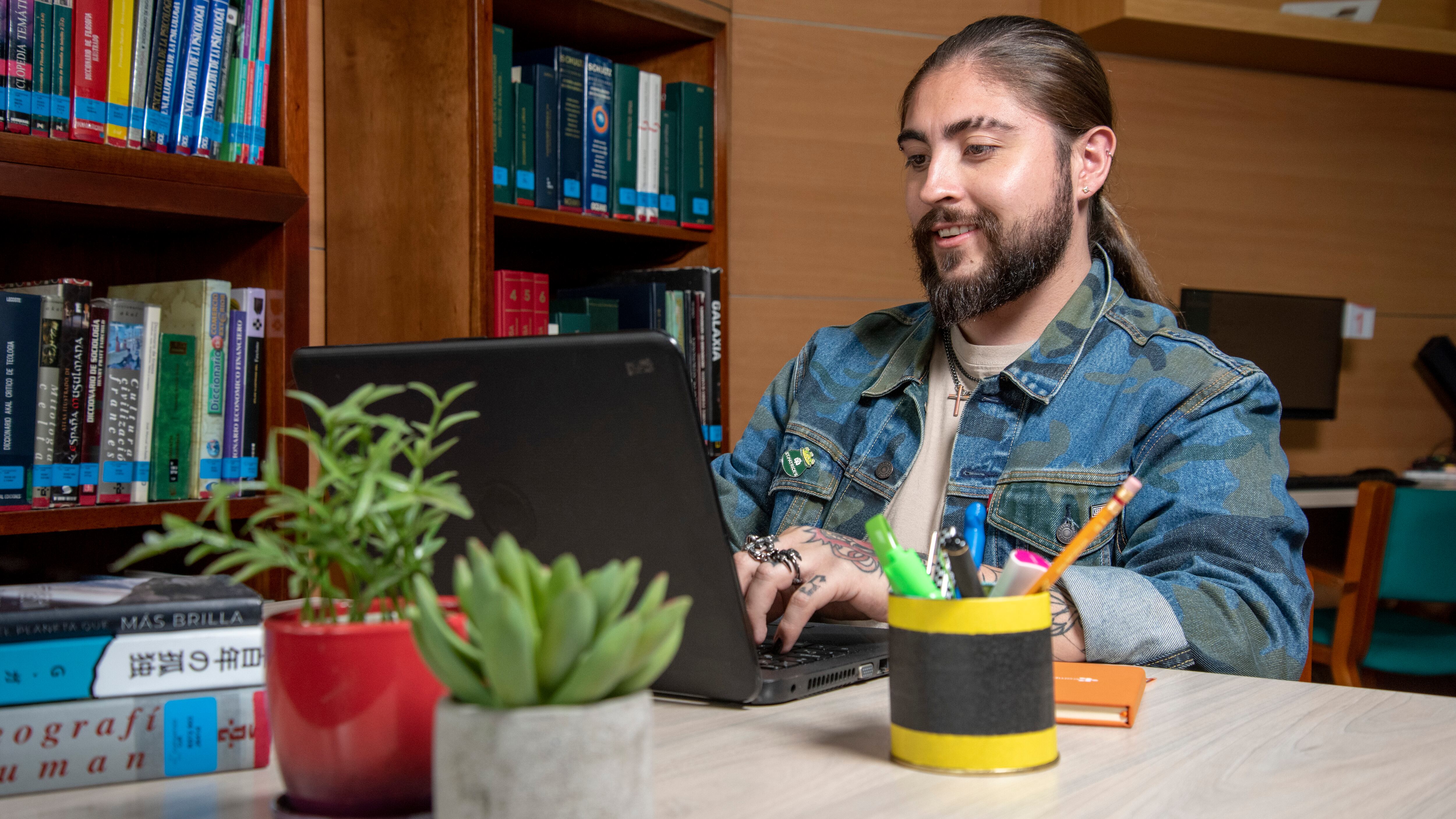 Compensar contribuye de manera significativa en el cuidado del medio ambiente, la calidad de vida y equidad de su talento humano que labora de forma remota.