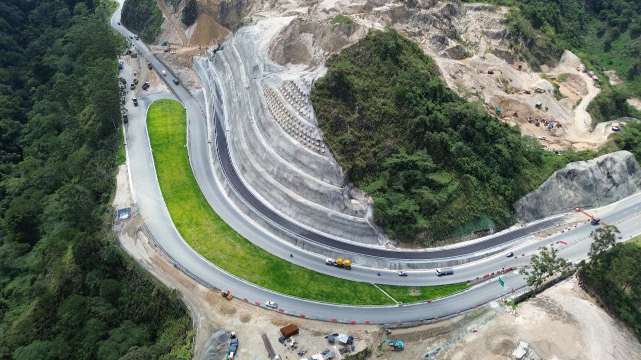 El corredor vial de Pacífico 1 tendrá cierres intermitentes en el sector Paso Nivel-Las Areneras por obras de infraestructura.