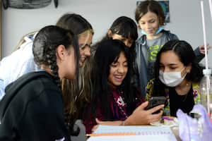 El colegio cultiva la creatividad, la curiosidad y el gozo por el aprendizaje en sus 1.400 estudiantes.