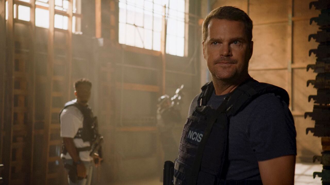 Los agentes de NCIS Los Ángeles se encargan de detener a criminales peligrosos y esquivos, que representan una amenaza para la seguridad de la nación norteamericana.