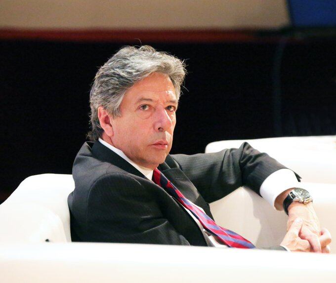 Roberto Hinestrosa Rey.