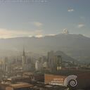 Con sismicidad y ceniza está el volcán Nevado del Ruiz este lunes festivo.