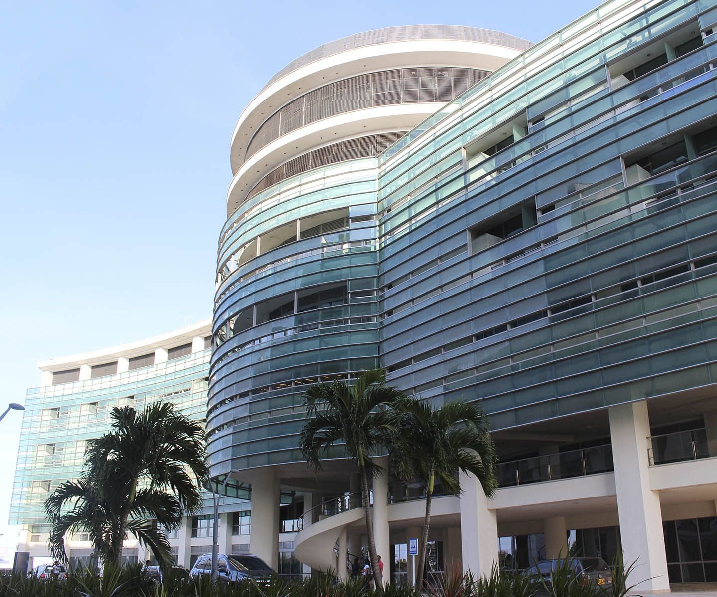 El hombre falleció en la clínica Porto Azul.