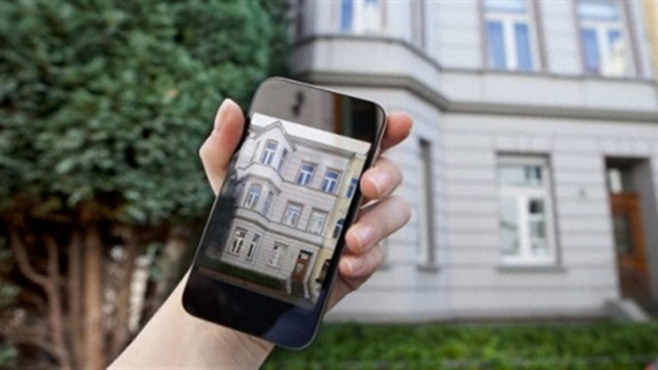 Puede usar la aplicación Vivienda para conocer la información en cualquier momento desde su celular.