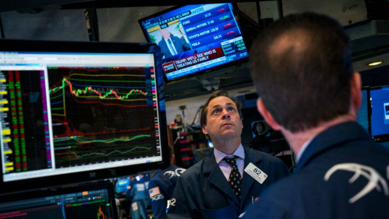 Bolsa de Nueva York ya no expulsará a tres compañías chinas.