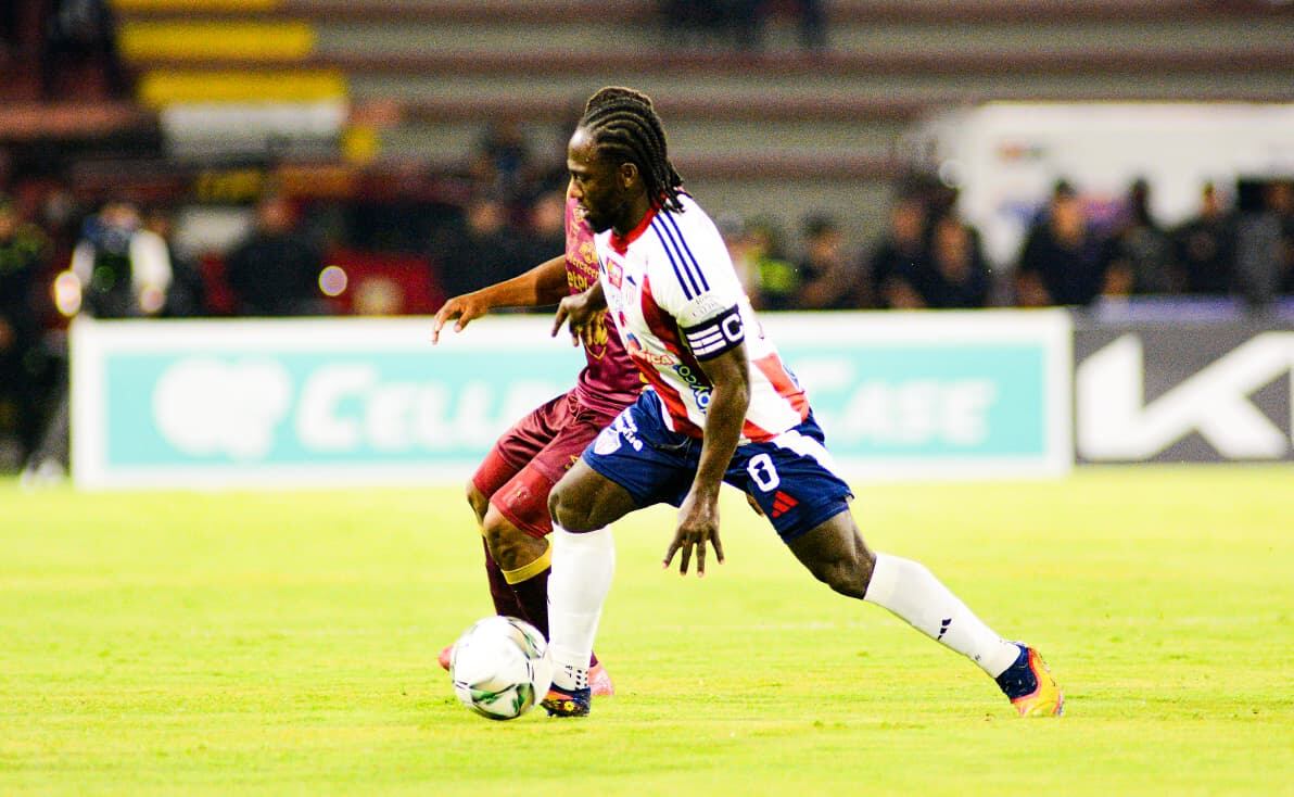 Imagen del partido de vuelta de la final del segundo semestre de la Liga Colombiana 2025, entre Deportes Tolima y Junior de Barranquilla.