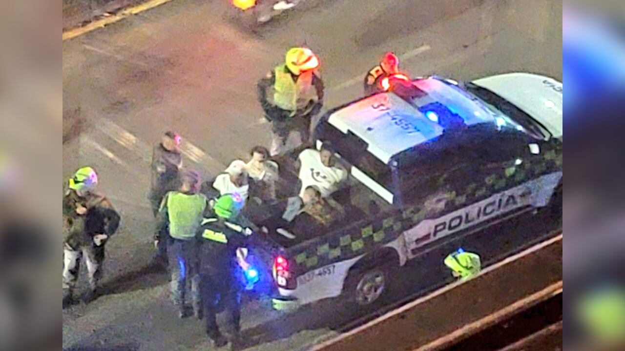 Algunos de los sujetos fueron detenidos por la policía