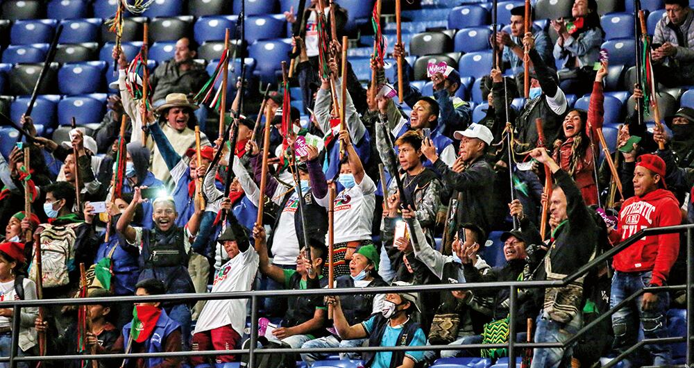  Más de 10.000 personas asistieron al Movistar Arena. Entre ellas, la mamá del joven Dilan Cruz, quien murió en medio de las protestas.