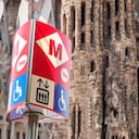 La Sagrada Familia de Barcelona desde la estación de metro.