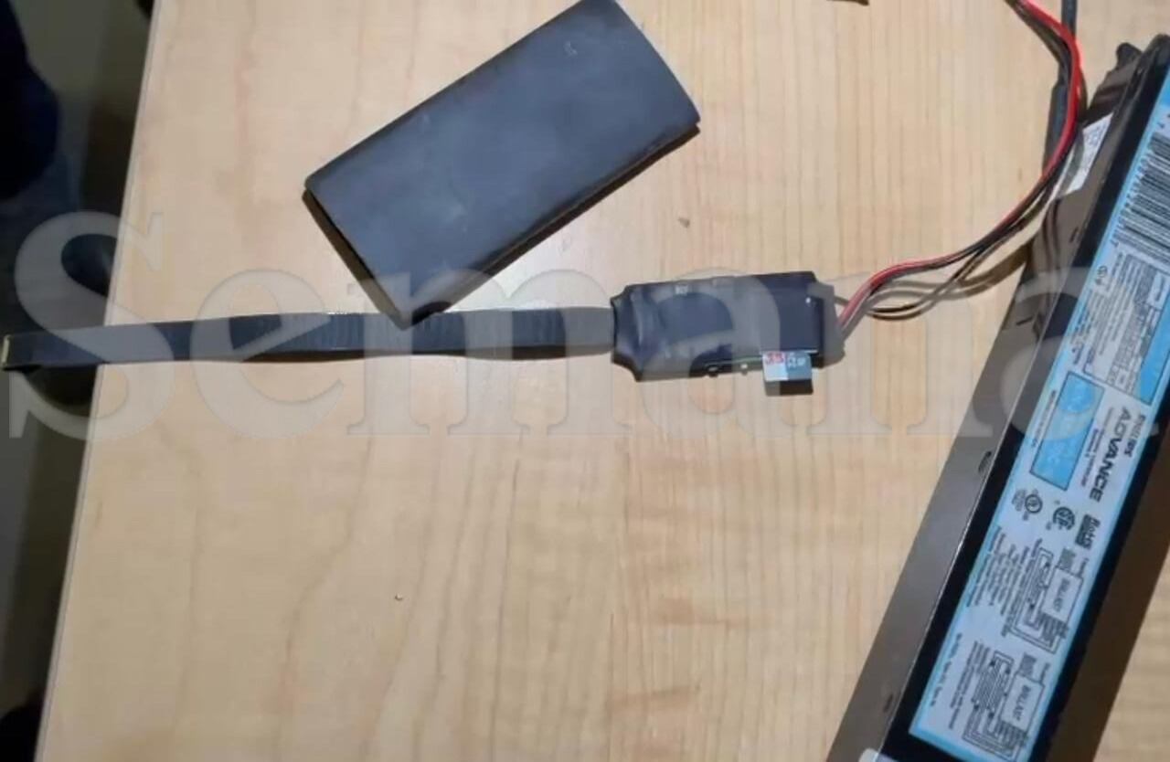 Micrófono encontrado en sede de Federico Gutiérrez