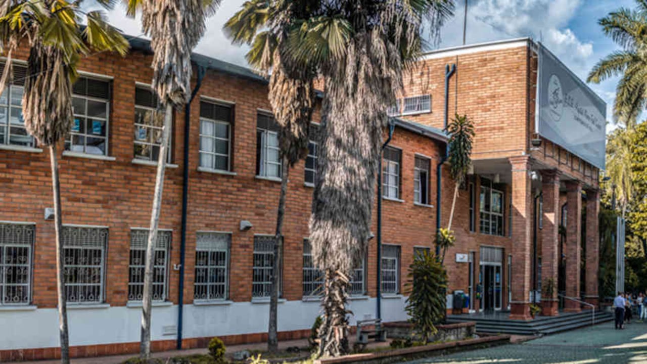 Las cirugías cardiovasculares, los tumores cerebrales, los aneurismas y otros tipos de enfermedades complejas pueden ser atendidas en la ciudad.