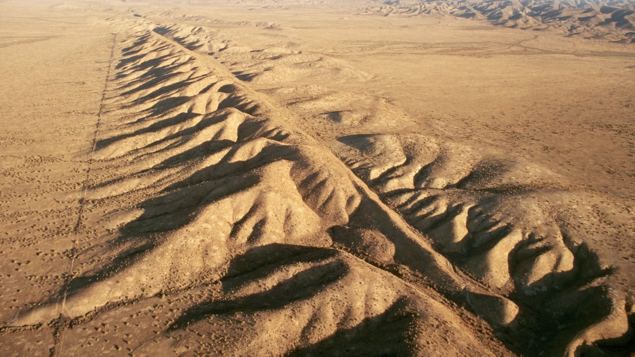 La energía acumulada bajo California mantiene la preocupación de expertos en sismología.