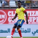 Davinson Sánchez podría compartir equipo con el interminable, Zlatan Ibrahimovic