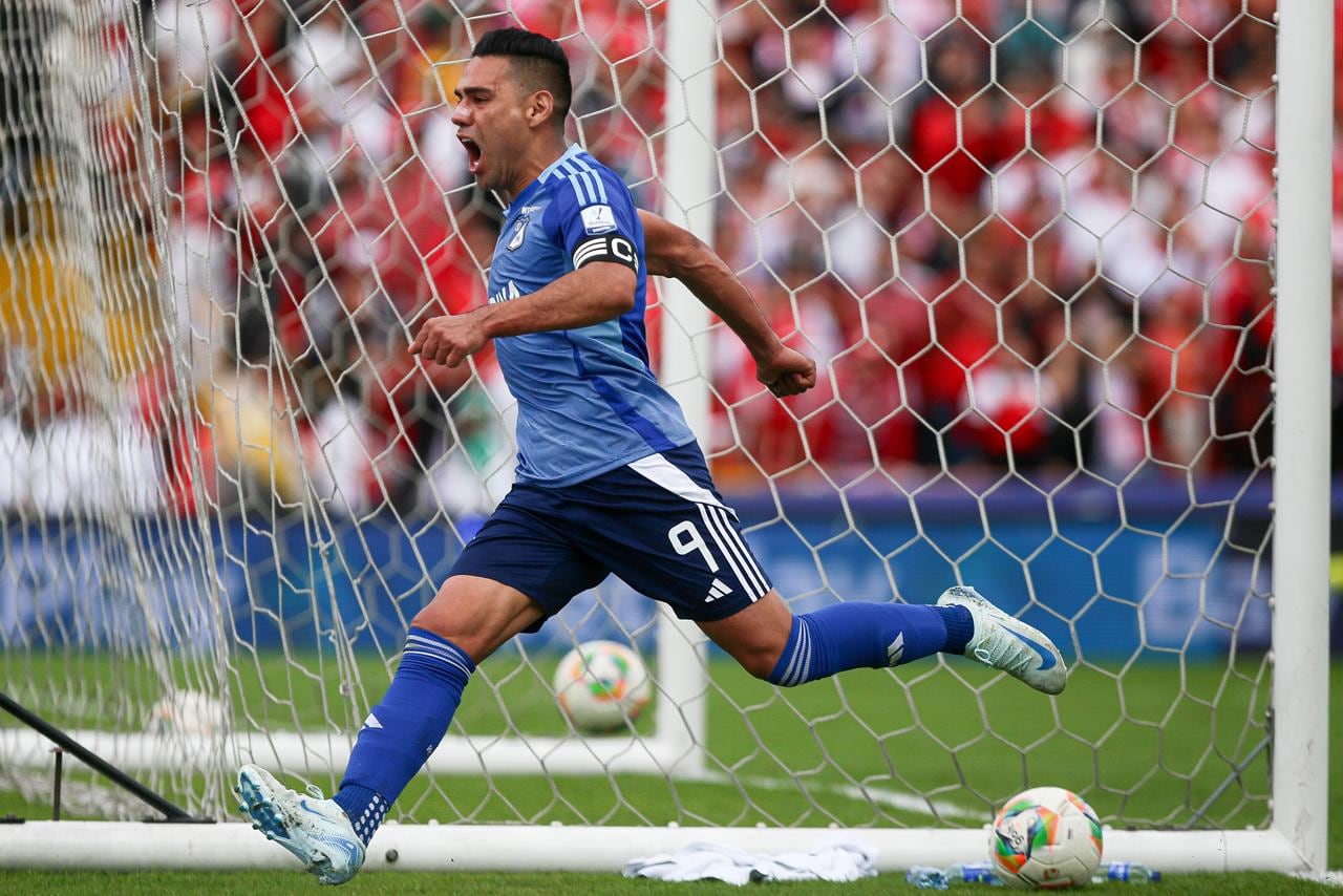 Millonarios asegura liderato del cuadrangular gracias a su victoria frente a Santa Fe en la primera fecha del cuadrangular B.