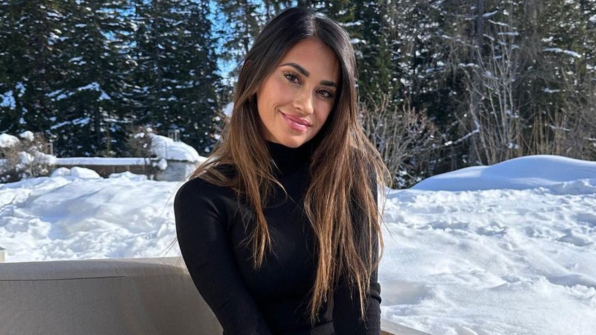 La esposa de Messi tiene todo un ejército de cuidadores en su perfil de Instagram. Foto: Instagram @antonelaroccuzzo.