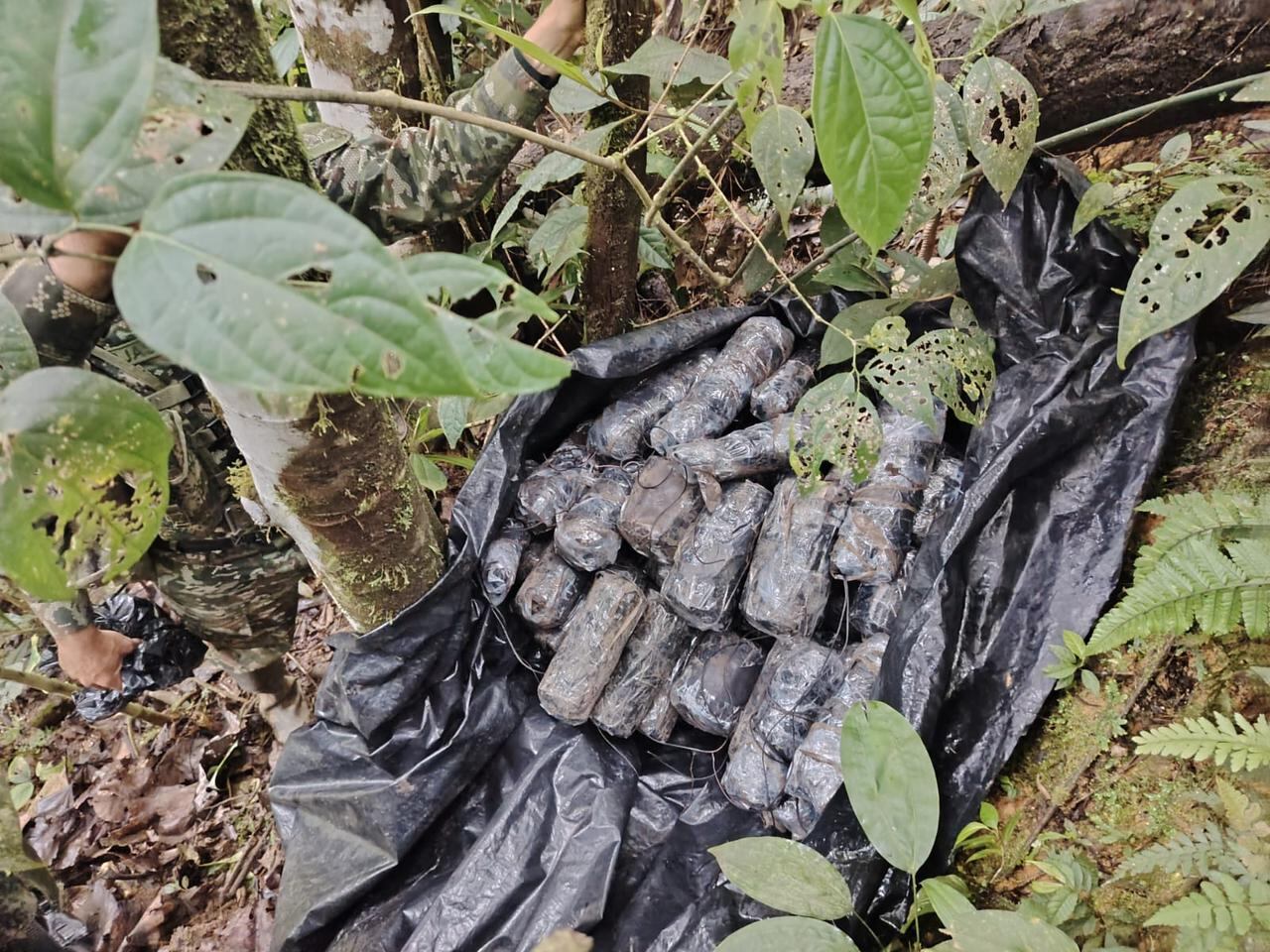 Explosivos de las disidencias de las Farc en el Caquetá.