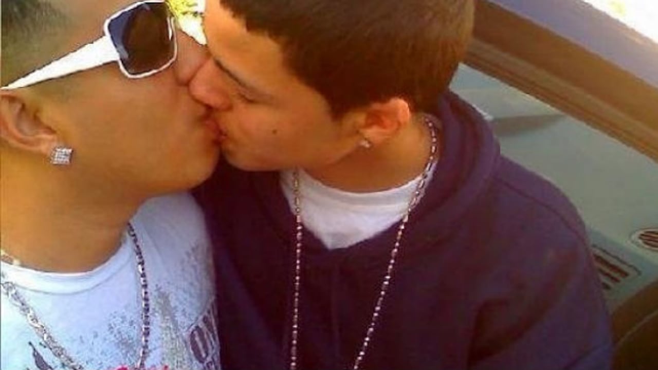 Esta es la supuesta prueba de la homosexualidad del cantante.