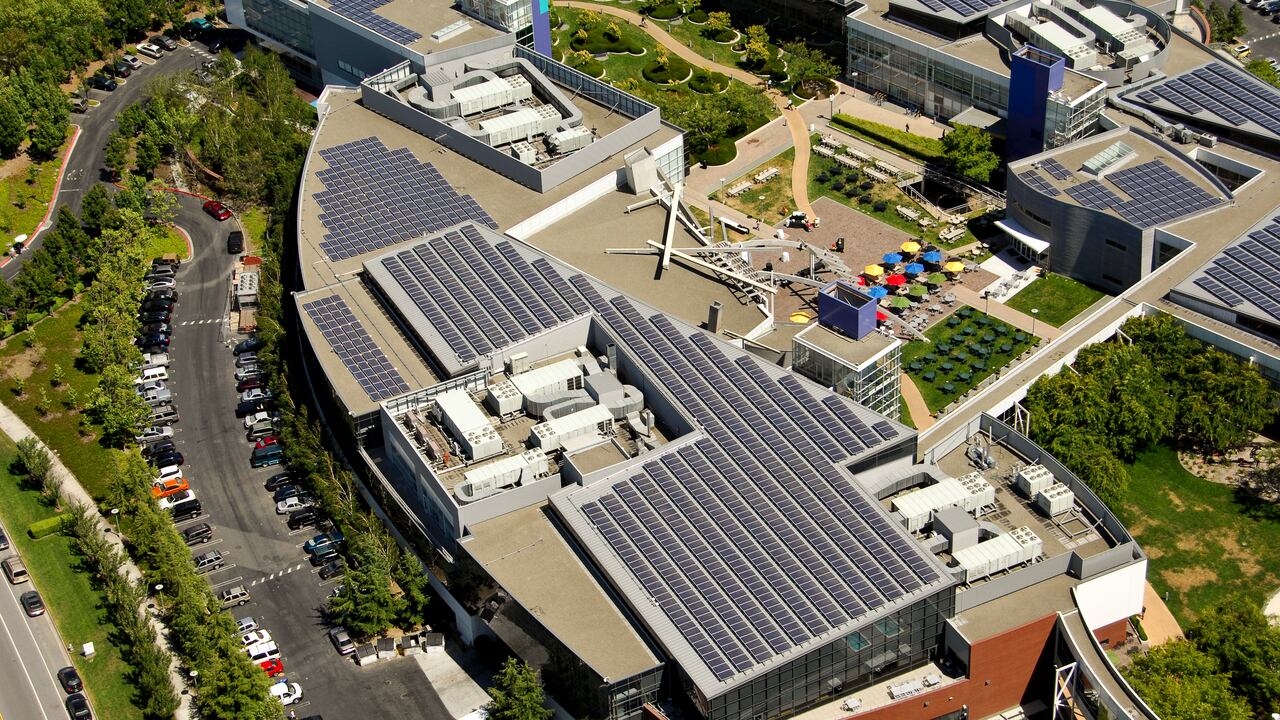 Entre otras medidas, la asistencia presencial será incluida en las revisiones de desempeño de los empleados.