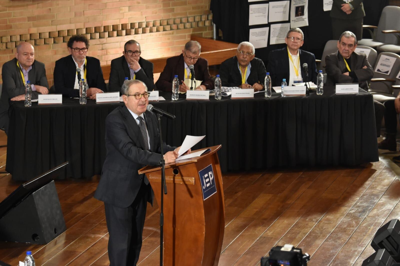 JEP Justicia especial Para la Paz, Reconocimiento del Exsecretariado de las FARC EP caso 01