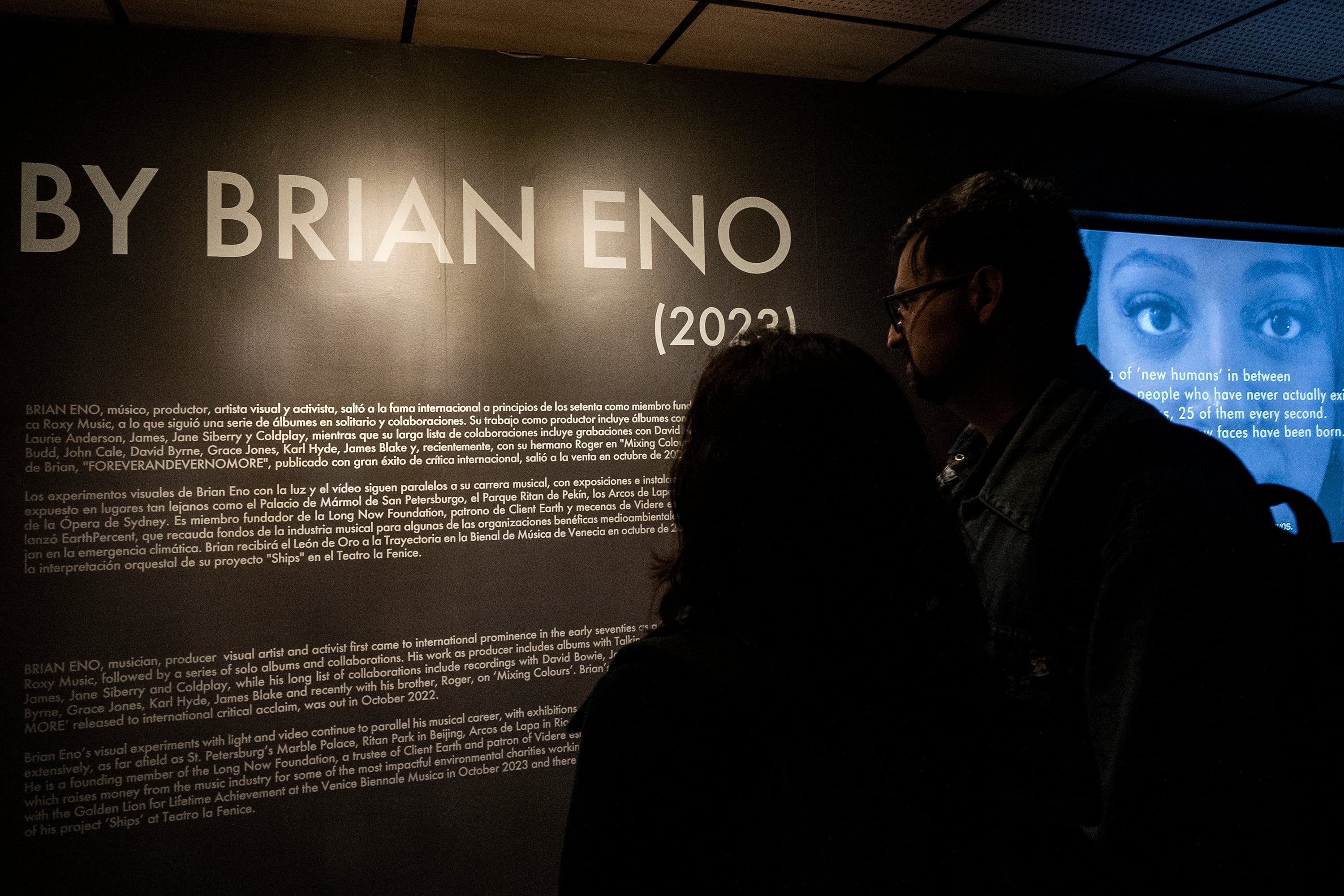 'Face to Face for Bogotá', una exhibición de Brian Eno que llega al novedoso Centro Nacional de las Artes del Teatro Colón, gracias a la gestión de Nova Et Vetera, con la curaduría de Santiago Gardeazábal.