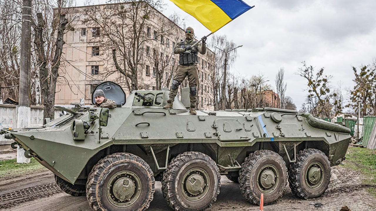 La guerra parece totalmente estancada en el tiempo, ambos bandos toman territorios, luego los recuperan, los vuelven a perder y así se ha ido un año, sin que ni Rusia ni Ucrania se perfilen para poder triunfar.