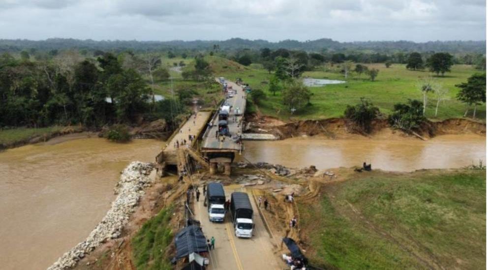 UNGRD anuncia la instalación de dos puentes modulares en Necoclí y San Juan de Urabá para aliviar los daños causados por las inundaciones.