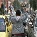 El informe culpa a los centros comerciales San Andresito ubicados en Bogotá, Cali y otras ciudades colombianas, con la reproducción y distribución ilegal de música, películas, videojuegos y otros productos de contrabando, incluyendo farmacéuticos.