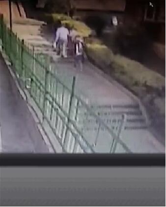 Los delincuentes atacan a personas de la tercera edad.