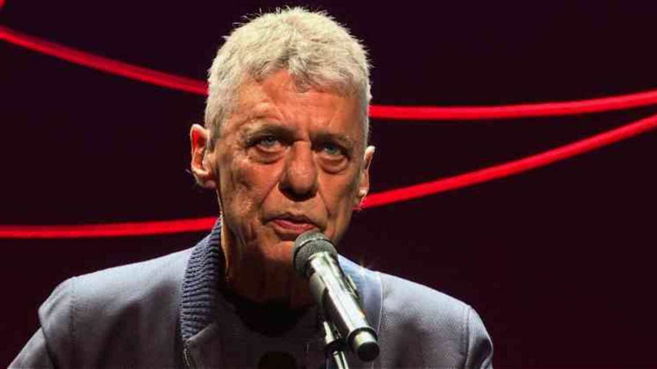 Tanto sus creaciones literarias como musicales están impregnadas de comentarios críticos y satíricos sobre la dictadura del Brasil (1964-1985) | Fotograma: Marie Hospital / AFPTV /AFP