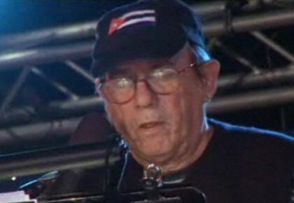 Silvio Rodríguez inicia gira "en un momento crucial" para Cuba