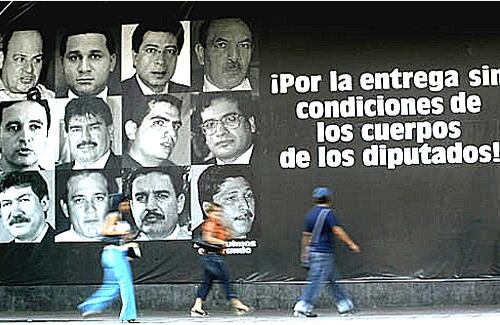 Entre los computadores también hay información sobre algunos crímenes perpetrados por esta guerrilla. Semana reveló como los miembros de la cúpula de las Farc intercambiaban correos acerca del asesinato de los 11 diputados, la bomba de El Nogal, y el asesinato de Liliana Gaviria. 
Hace unos días Semana conoció también que algunos guerrilleros de las Farc asesinaros a seis venezolanos en Apure, Venezuela, pero la masacre fue tapada por el gobierno venezolano en ese entonces, adjudicando la responsabilidad del crimen a los paramilitares. 
Según El País de España, las Farc también han hecho alianzas para cometer secuestros con organizaciones criminales en otros países como México o El Salvador. 